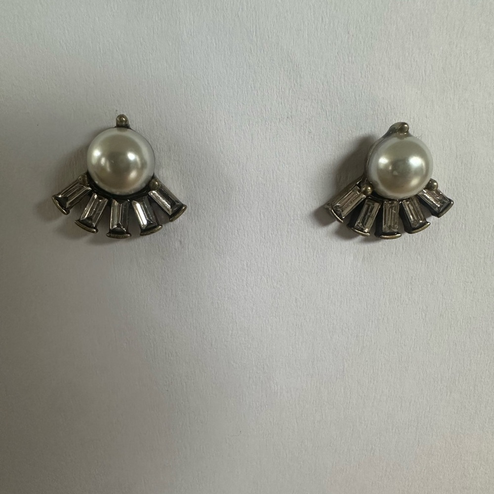 Elegant Stud Earrings
